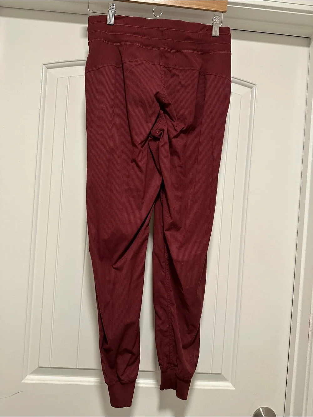 Lululemon Burgundy Jogger Pants - Lightweight Drawstring Tapered Fit